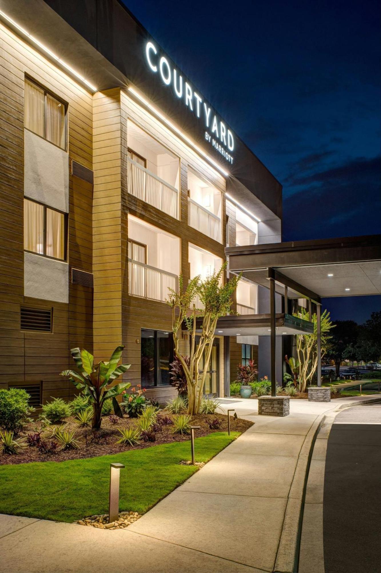 คอร์ตยาร์ด โคลัมเบีย นอร์ทอีสท์/ฟอร์ต แจ็กสัน แอเรีย Hotel ภายนอก รูปภาพ