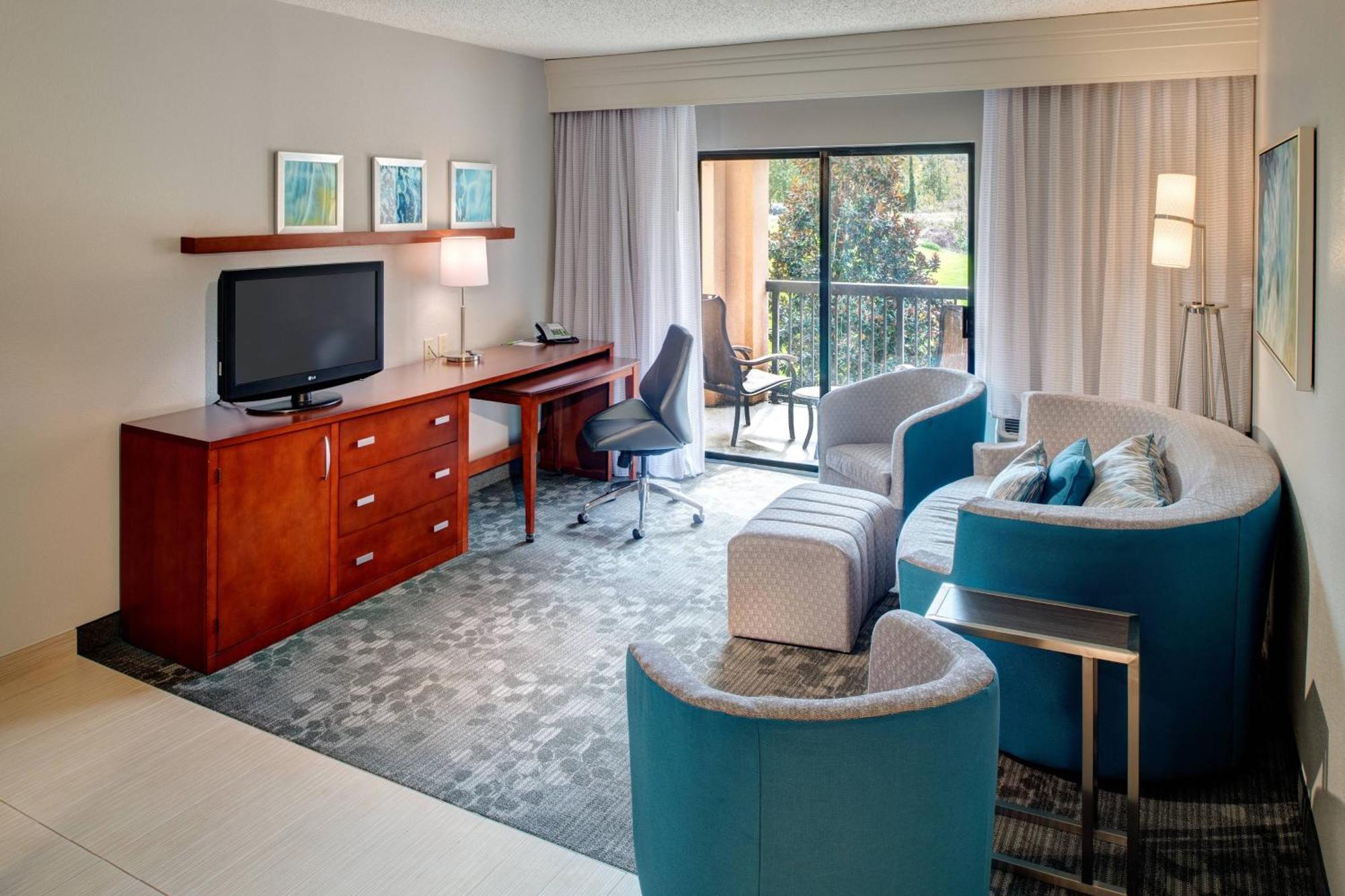 คอร์ตยาร์ด โคลัมเบีย นอร์ทอีสท์/ฟอร์ต แจ็กสัน แอเรีย Hotel ภายนอก รูปภาพ